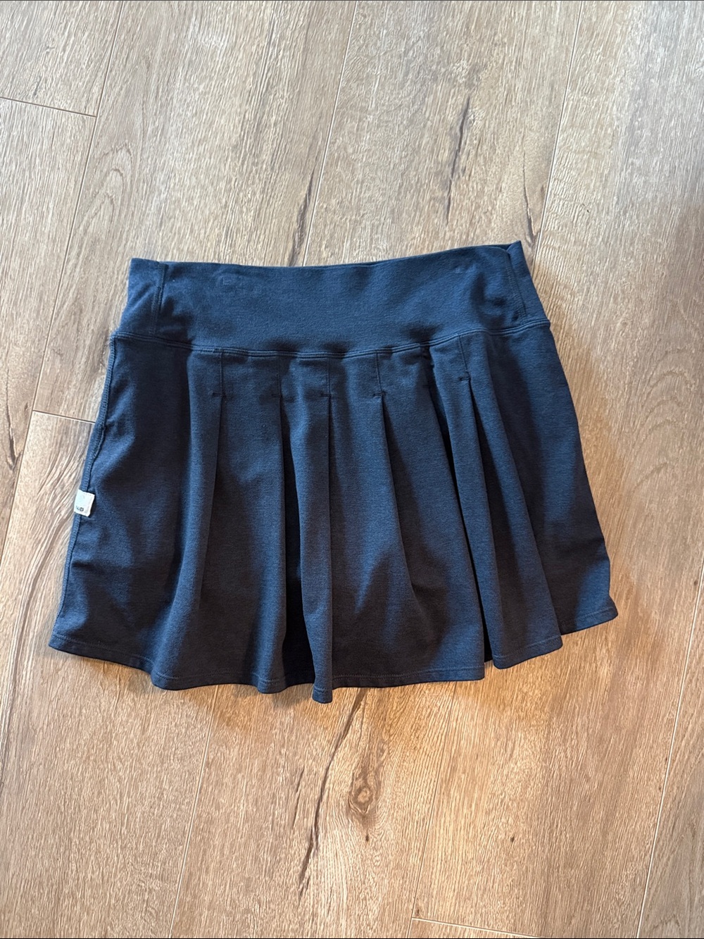 Vuori Heather Navy Tennis Skirt SM - Picture 2 of 3